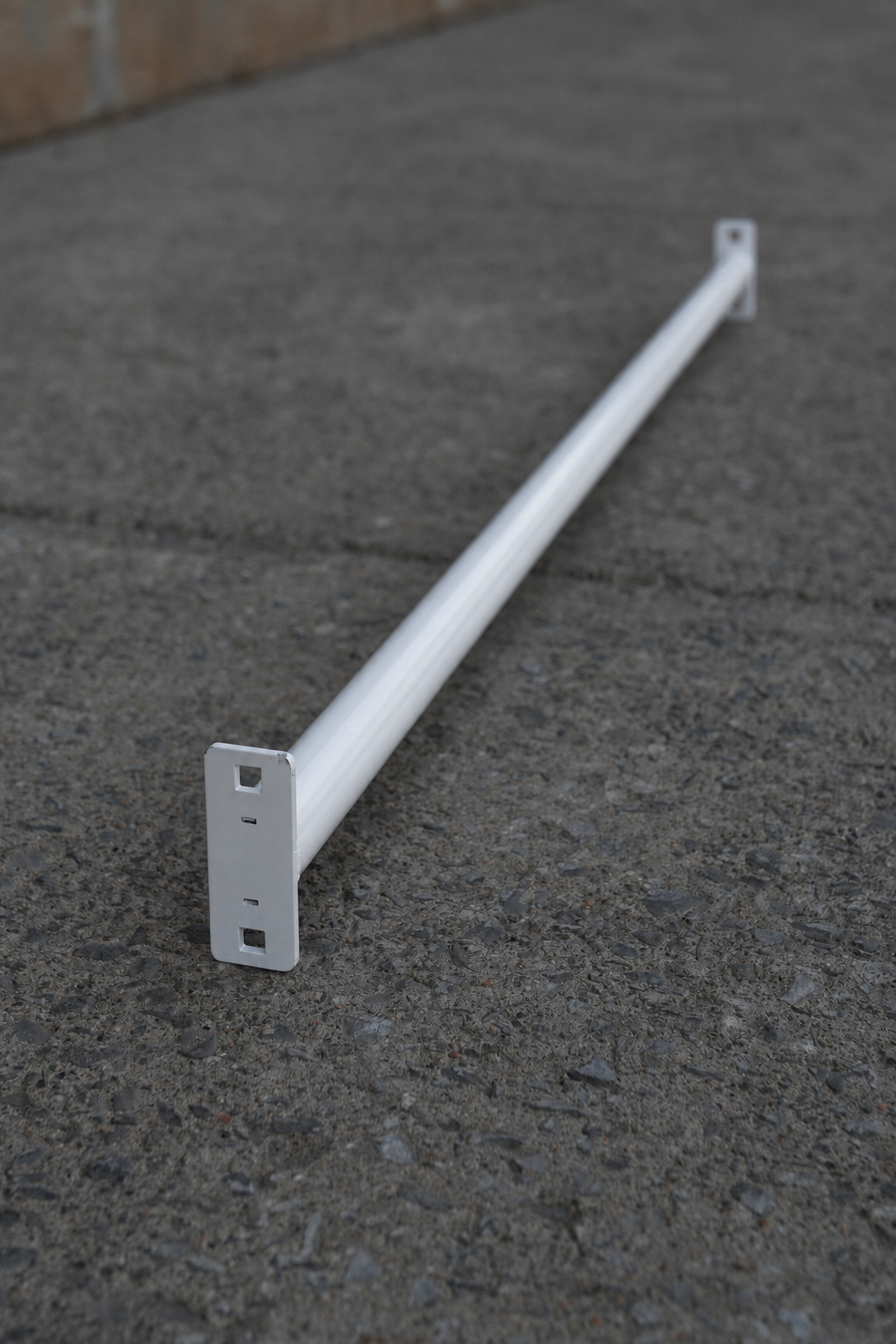 Pull up Bar 140cm - White Powder Coated